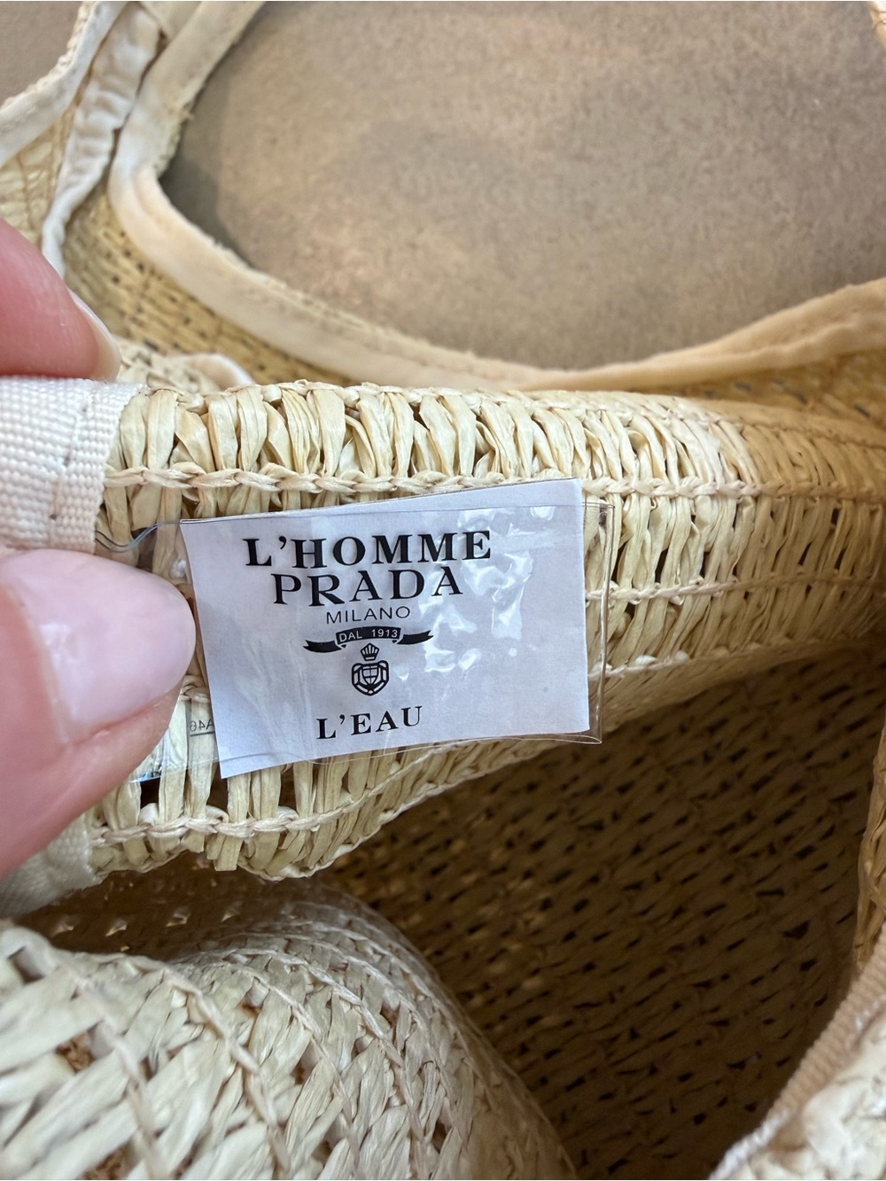 Prada Beauty Tan Cream Woven Raffia Tote Bag Medium Travel Resort NIP Gift RARE - Picture 6 of 7